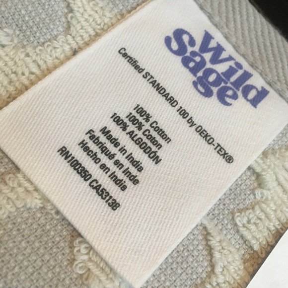 3 Wild Sage Crochet 100% Cotton 16"x26" HAND Towels in White on Microchip Gray - Picture 3 of 9